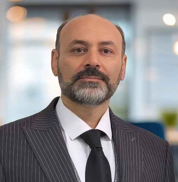 کامبیز محسن زاده